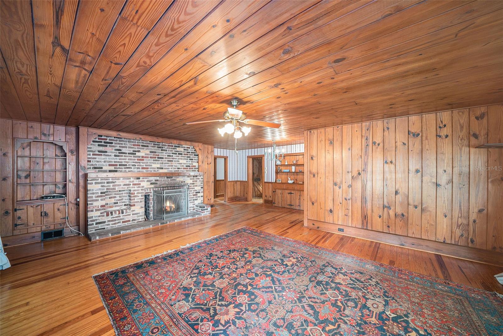 Image 3 of 35 For 37215 Church Avenue