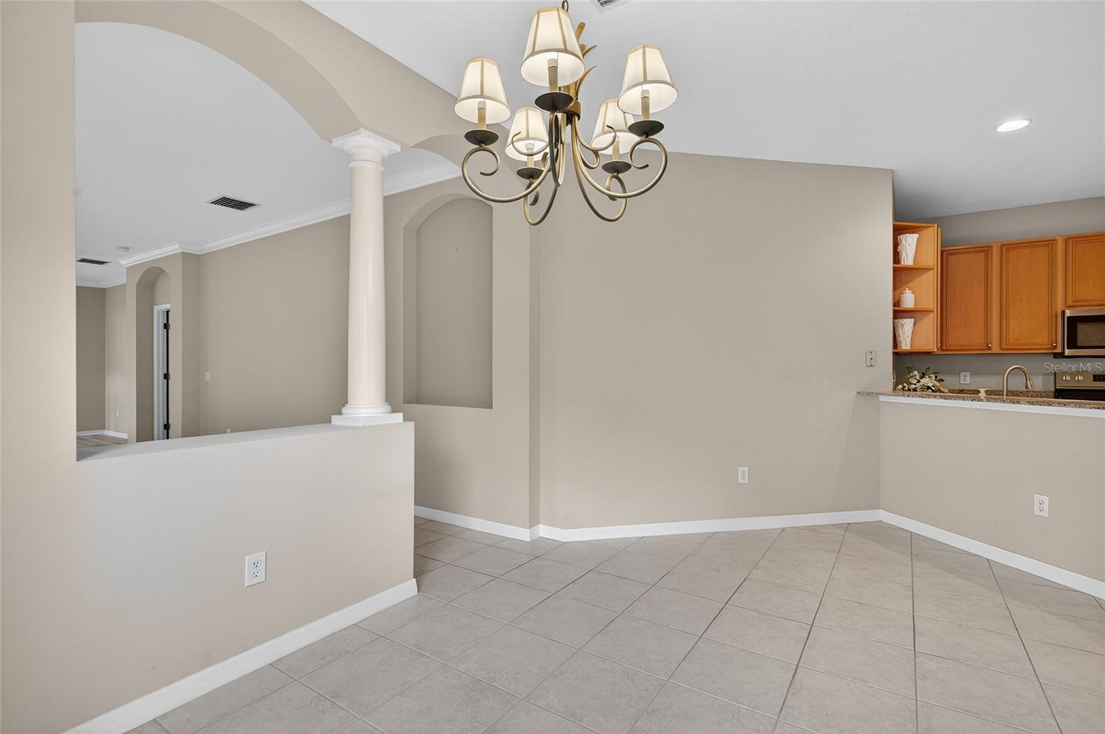 Image 16 of 47 For 5717 Heronpark Place