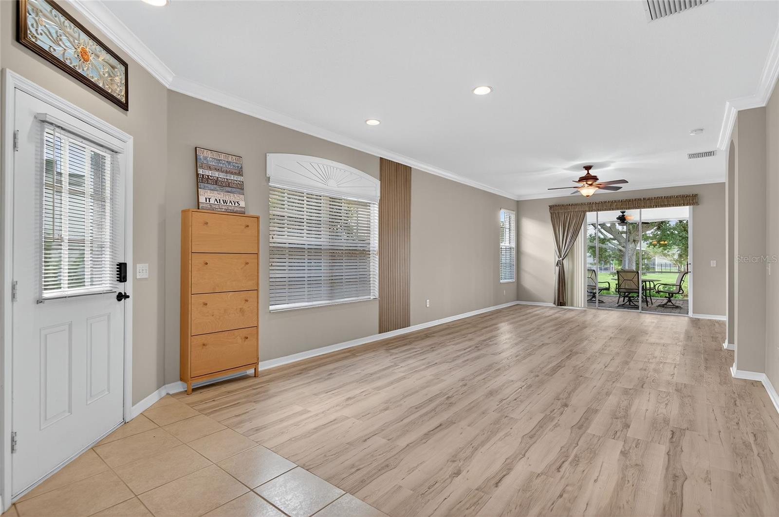 Image 6 of 47 For 5717 Heronpark Place