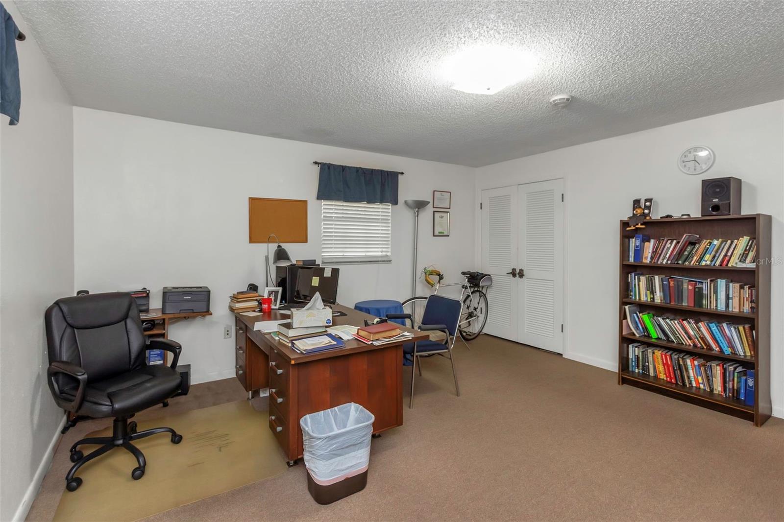 Image 41 of 66 For 17515 Lakeshore Road