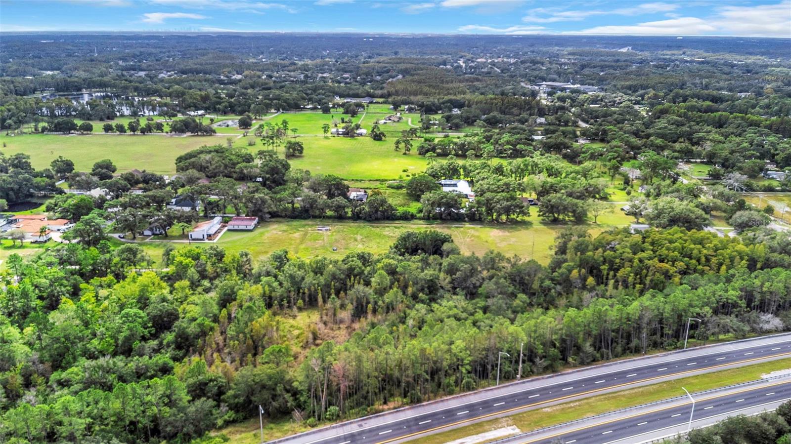 Image 59 of 66 For 17515 Lakeshore Road