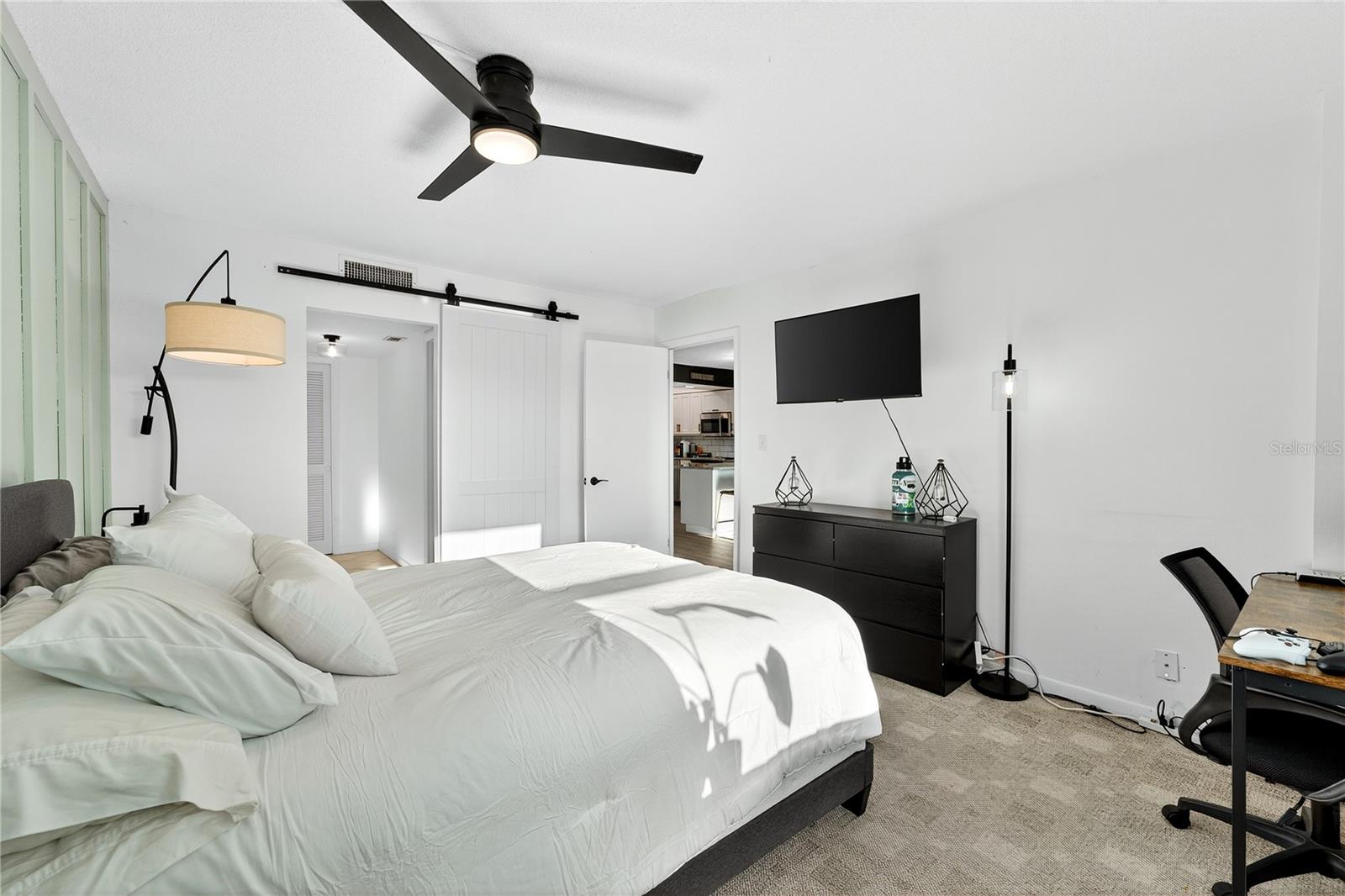 Image 10 of 29 For 420 64th Avenue 201