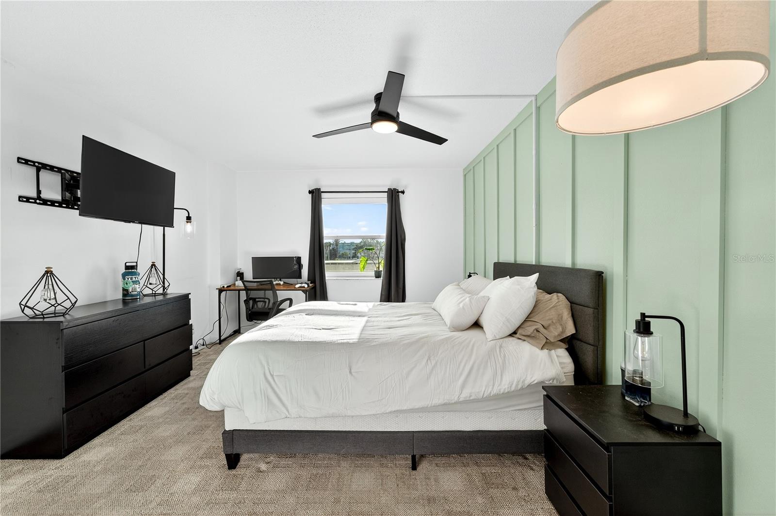 Image 11 of 29 For 420 64th Avenue 201