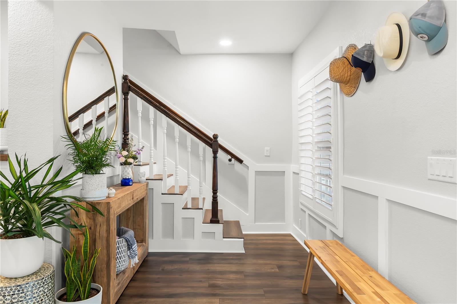 Image 11 of 77 For 623 1st Avenue N