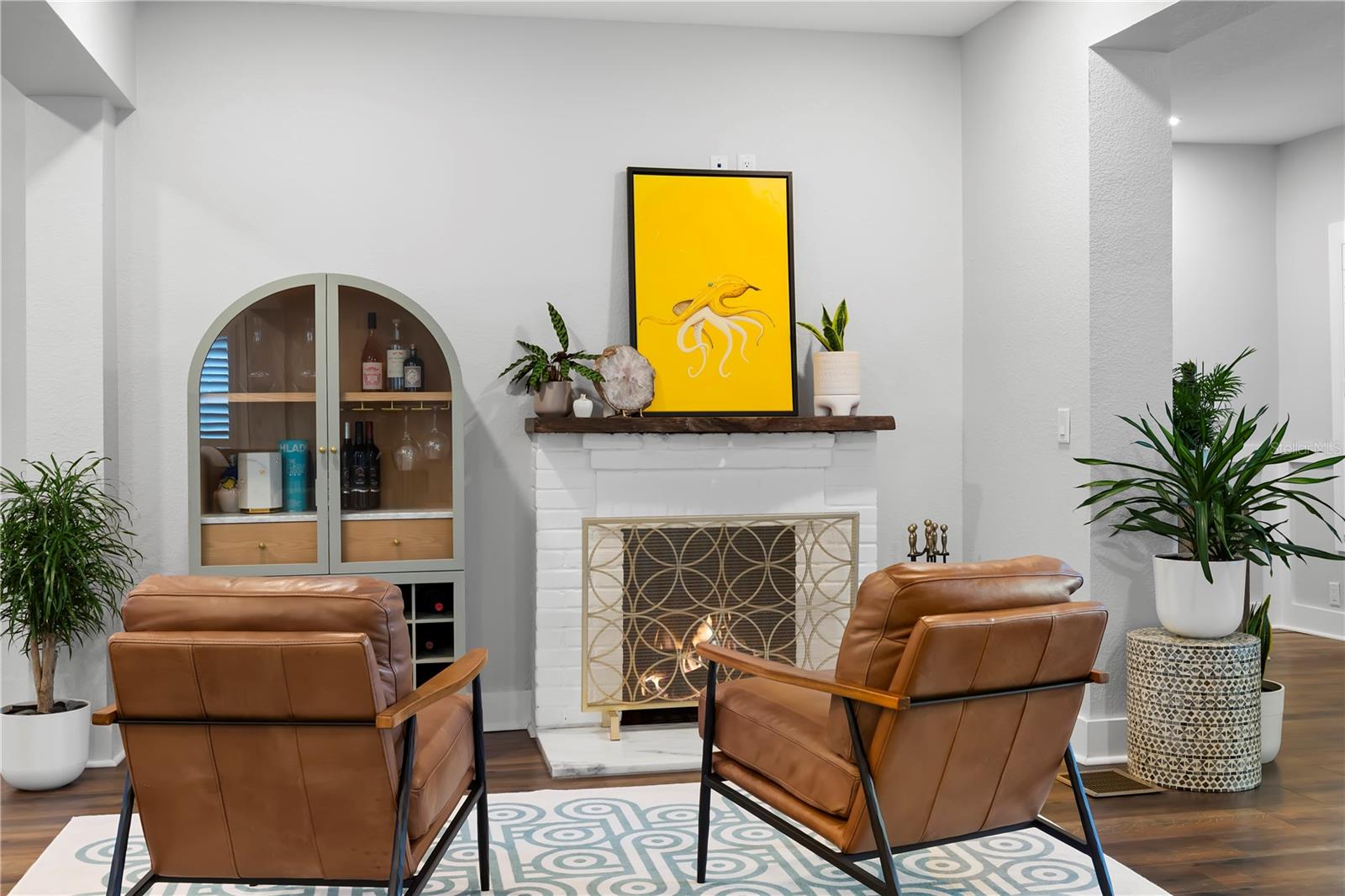 Image 14 of 77 For 623 1st Avenue N