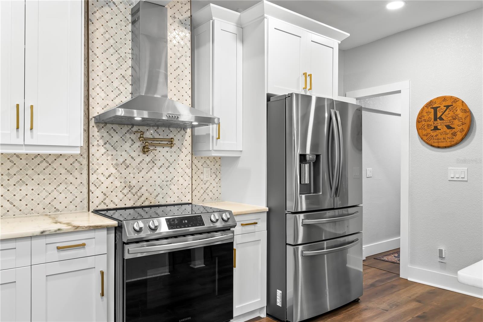 Image 23 of 77 For 623 1st Avenue N