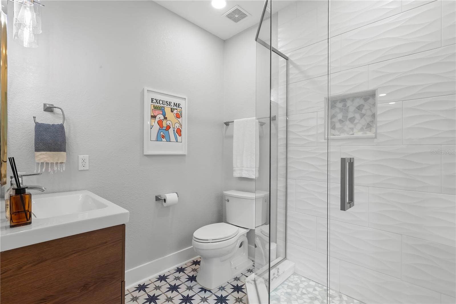 Image 27 of 77 For 623 1st Avenue N