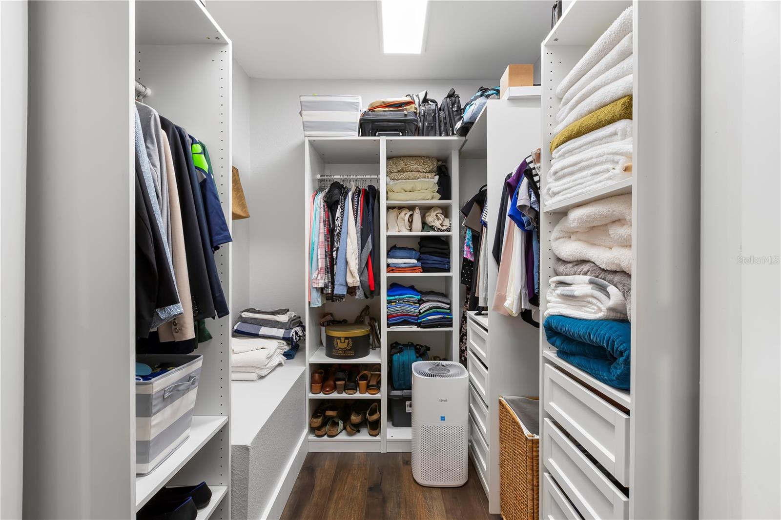 Image 38 of 77 For 623 1st Avenue N