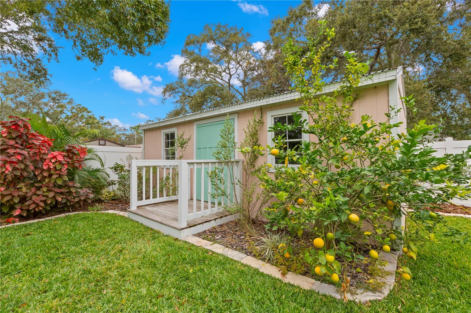 Image 60 of 77 For 623 1st Avenue N