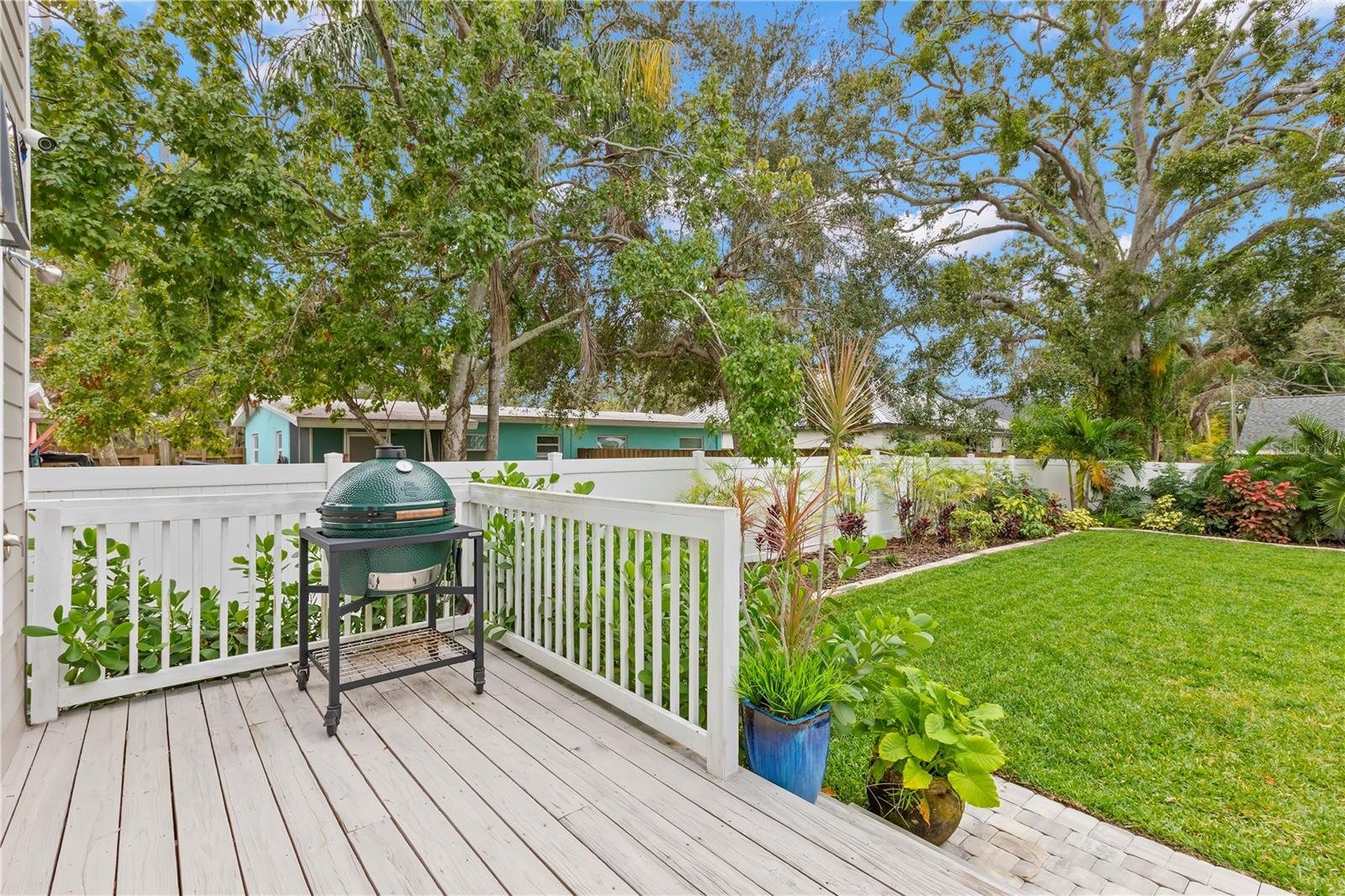 Image 64 of 77 For 623 1st Avenue N