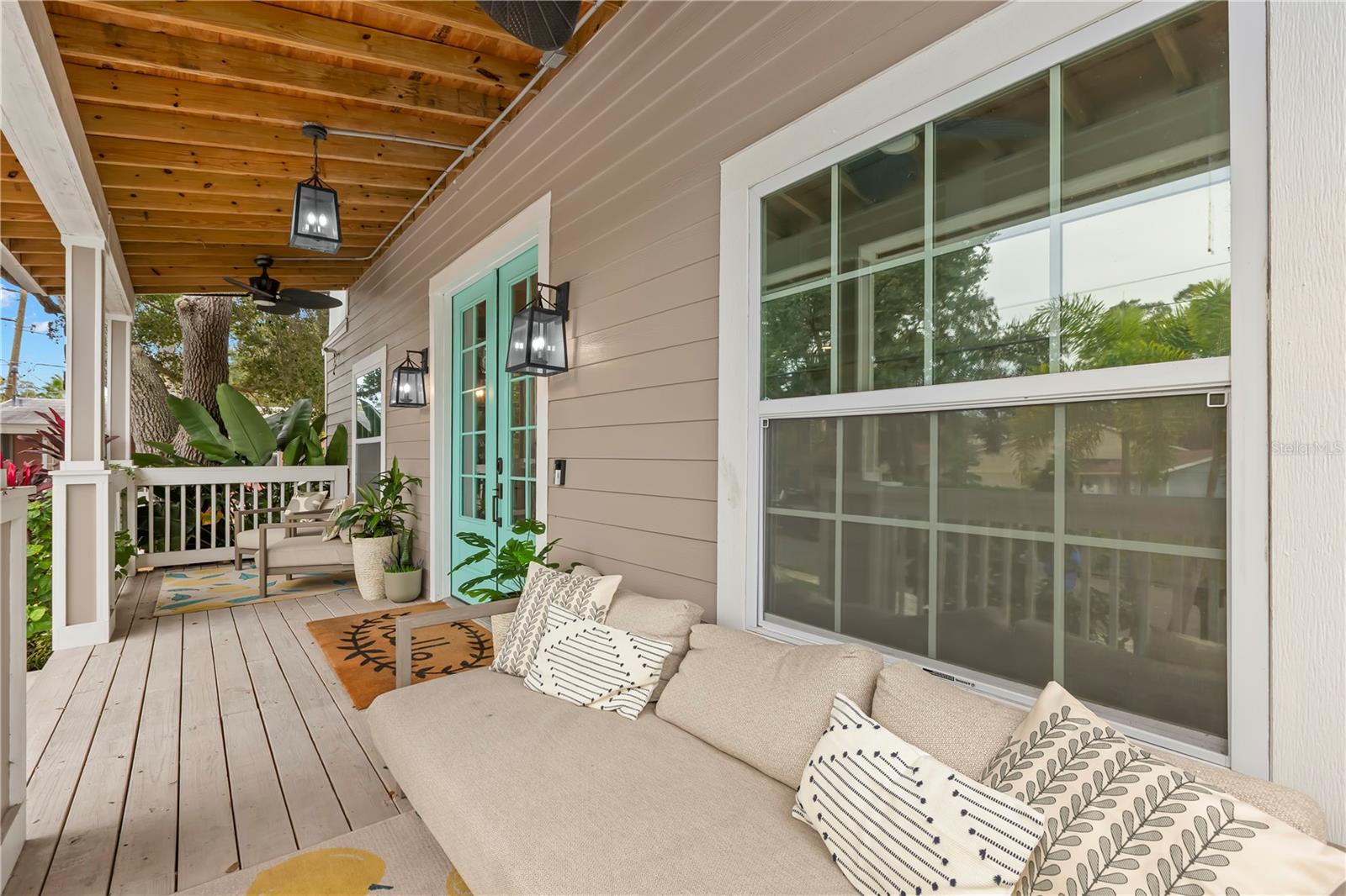 Image 7 of 77 For 623 1st Avenue N