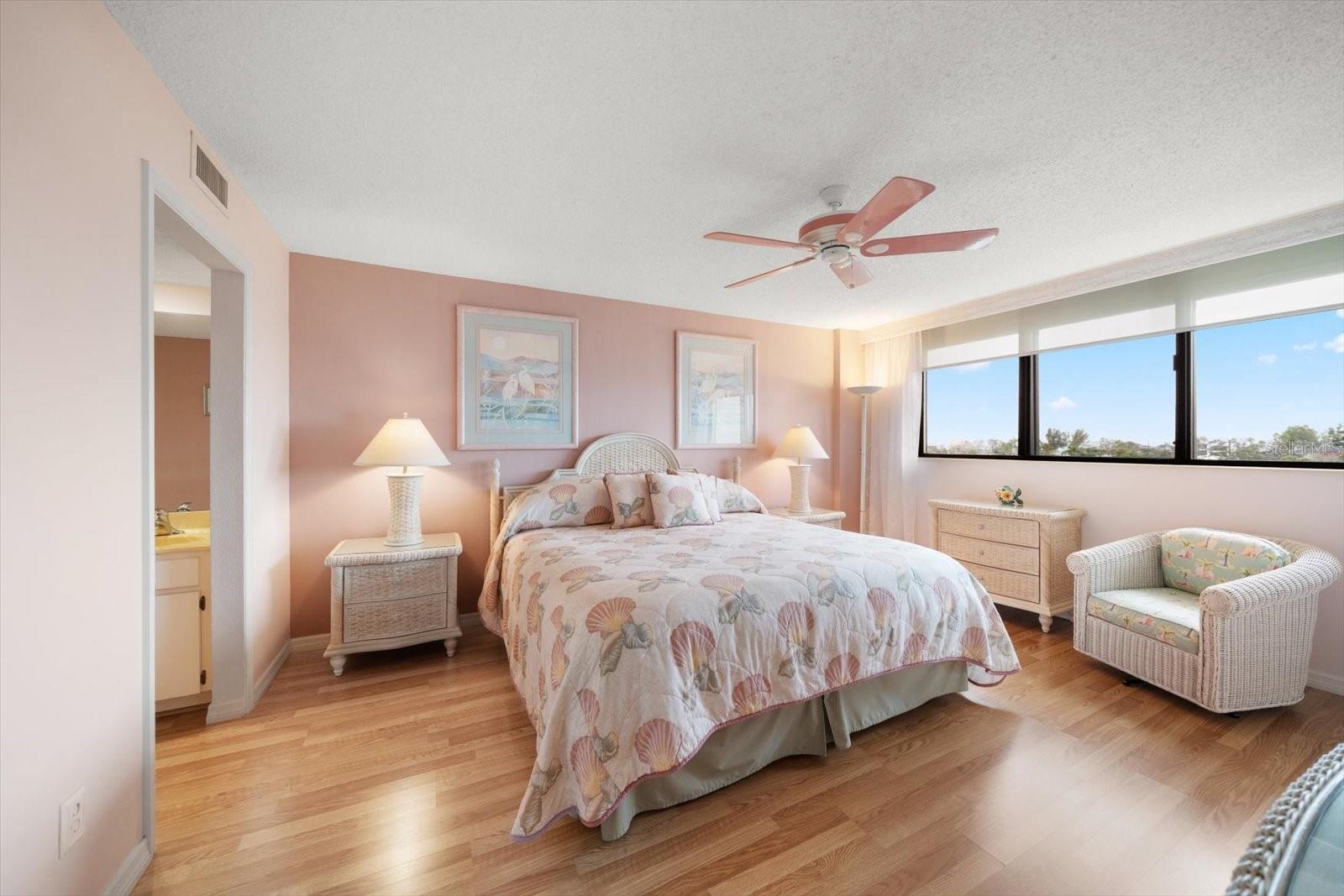 Image 18 of 52 For 11730 Shipwatch Drive 402