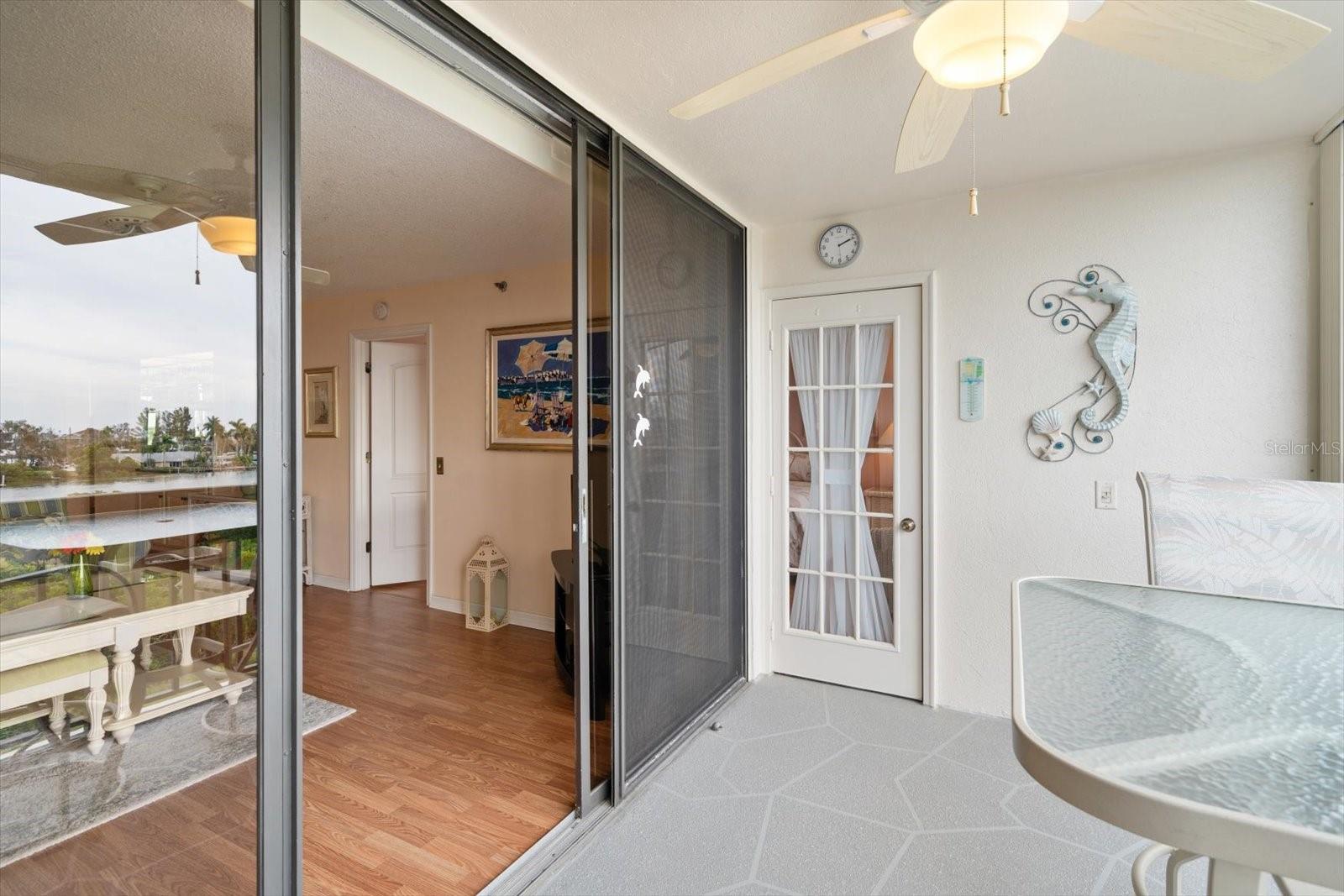 Image 22 of 52 For 11730 Shipwatch Drive 402