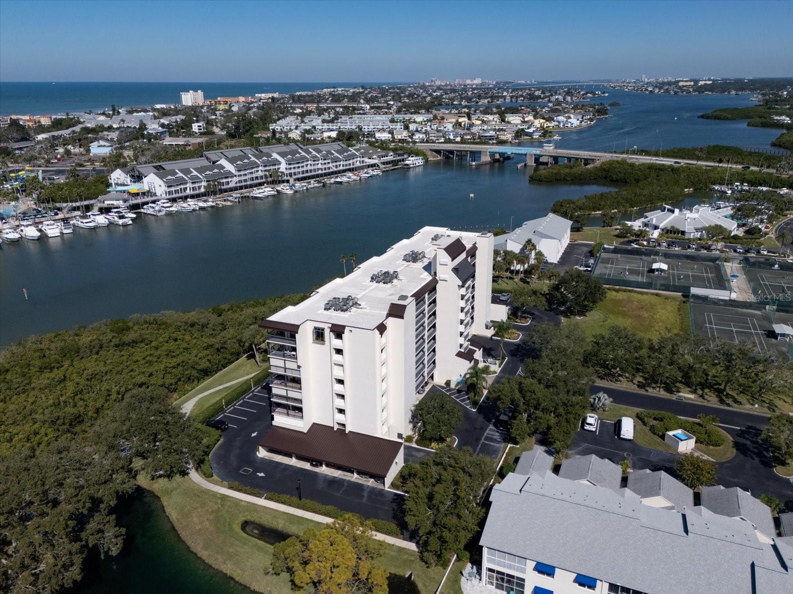 Image 3 of 52 For 11730 Shipwatch Drive 402