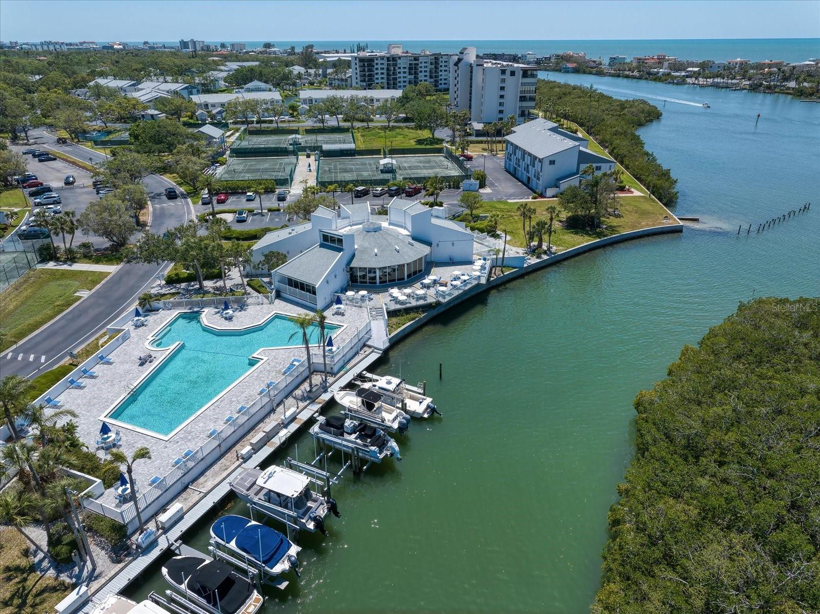 Image 44 of 52 For 11730 Shipwatch Drive 402