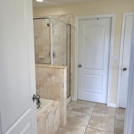 Image 14 of 23 For 8502 Zapota Way