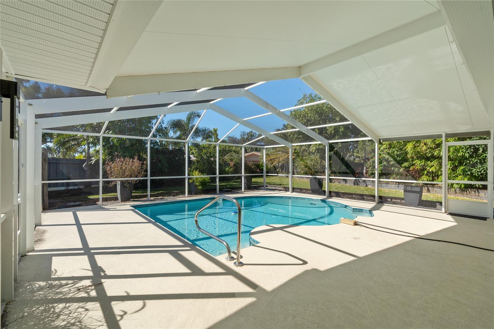 Image 24 of 40 For 13632 Imperial Groves Drive S