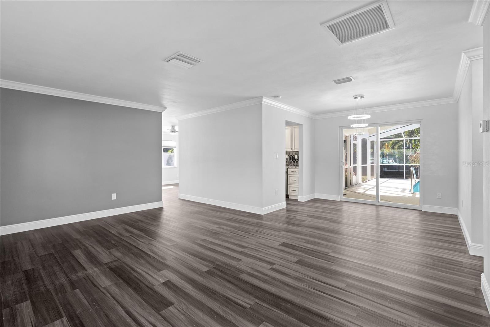 Image 5 of 40 For 13632 Imperial Groves Drive S