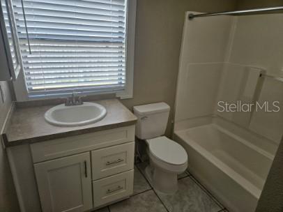 Image 14 of 17 For 520 15th Street N 522 1-2