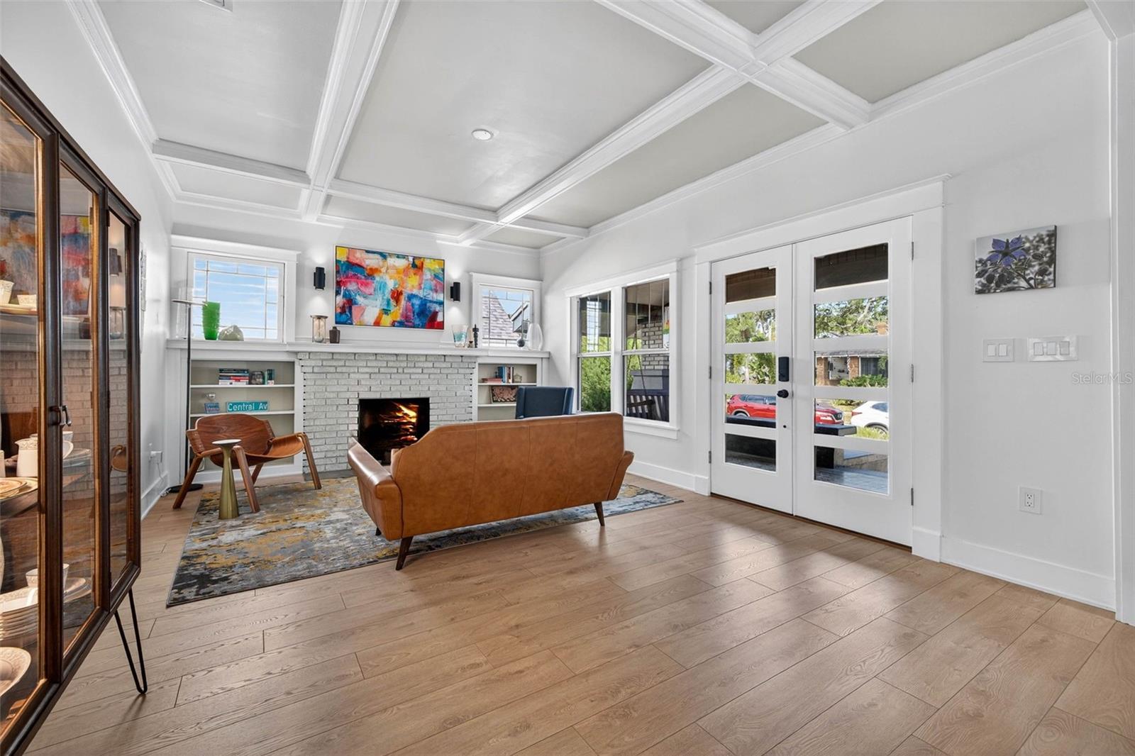 Image 11 of 73 For 2822 Burlington Avenue N