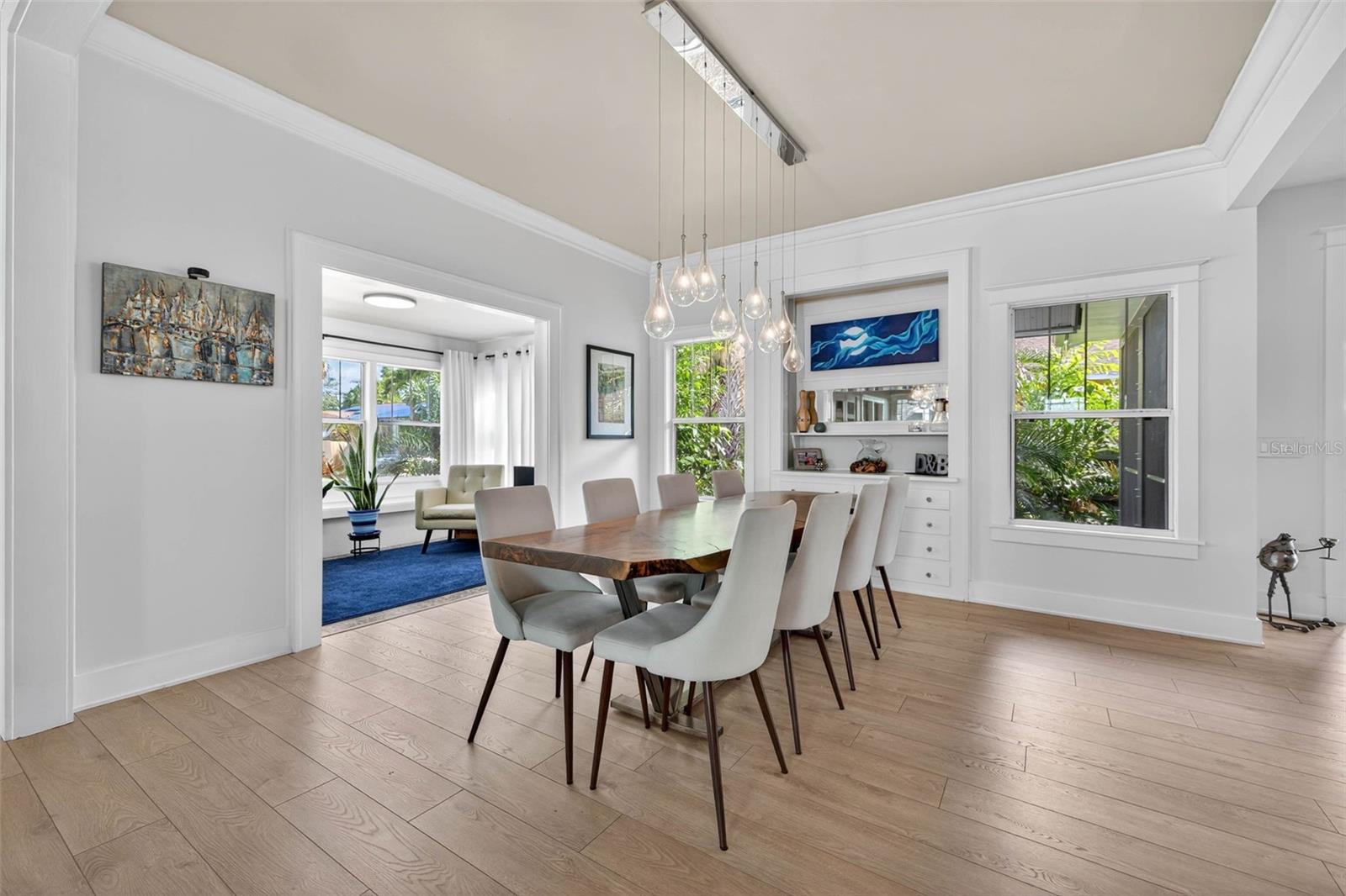 Image 15 of 73 For 2822 Burlington Avenue N