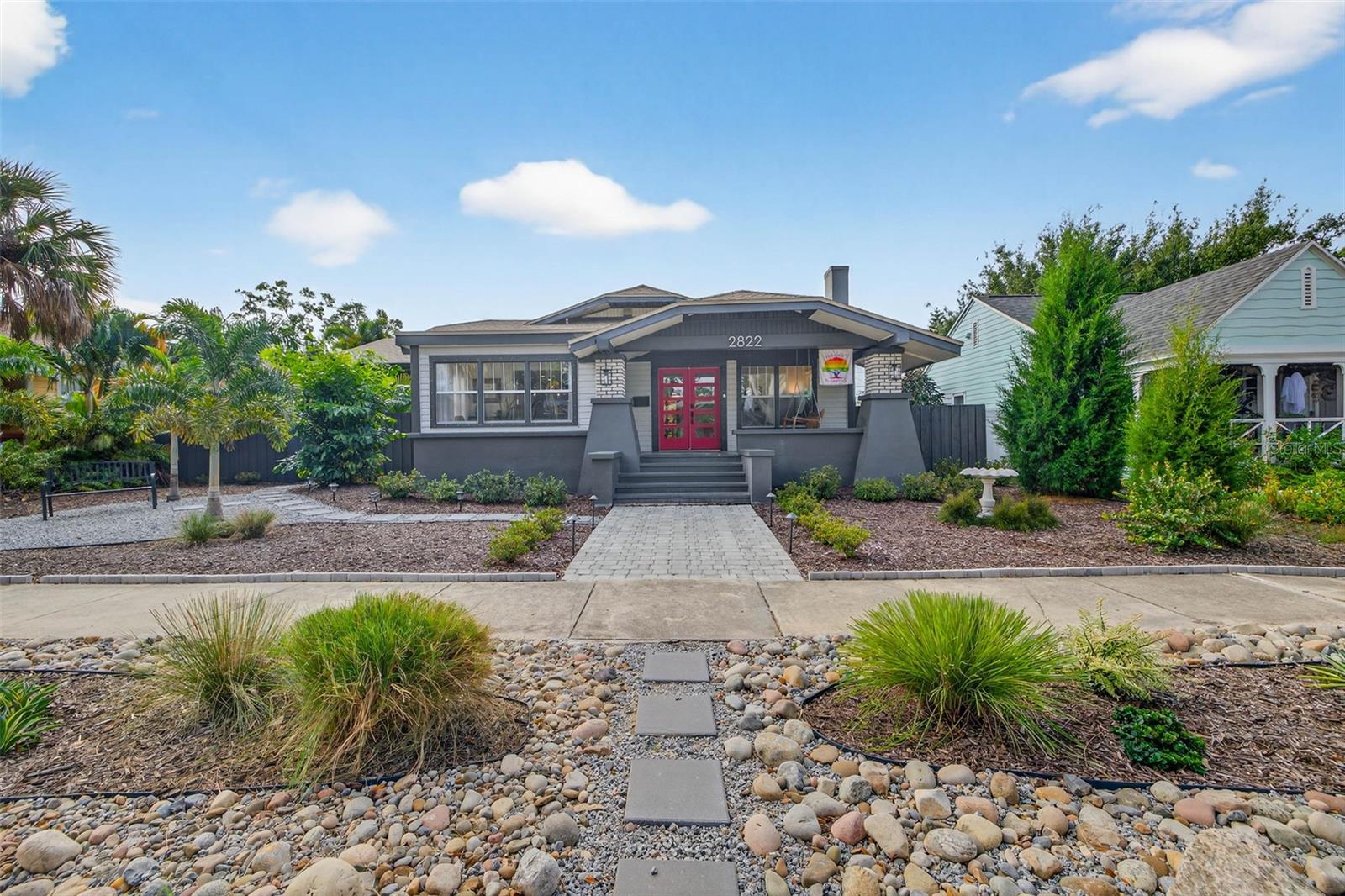 Image 3 of 73 For 2822 Burlington Avenue N