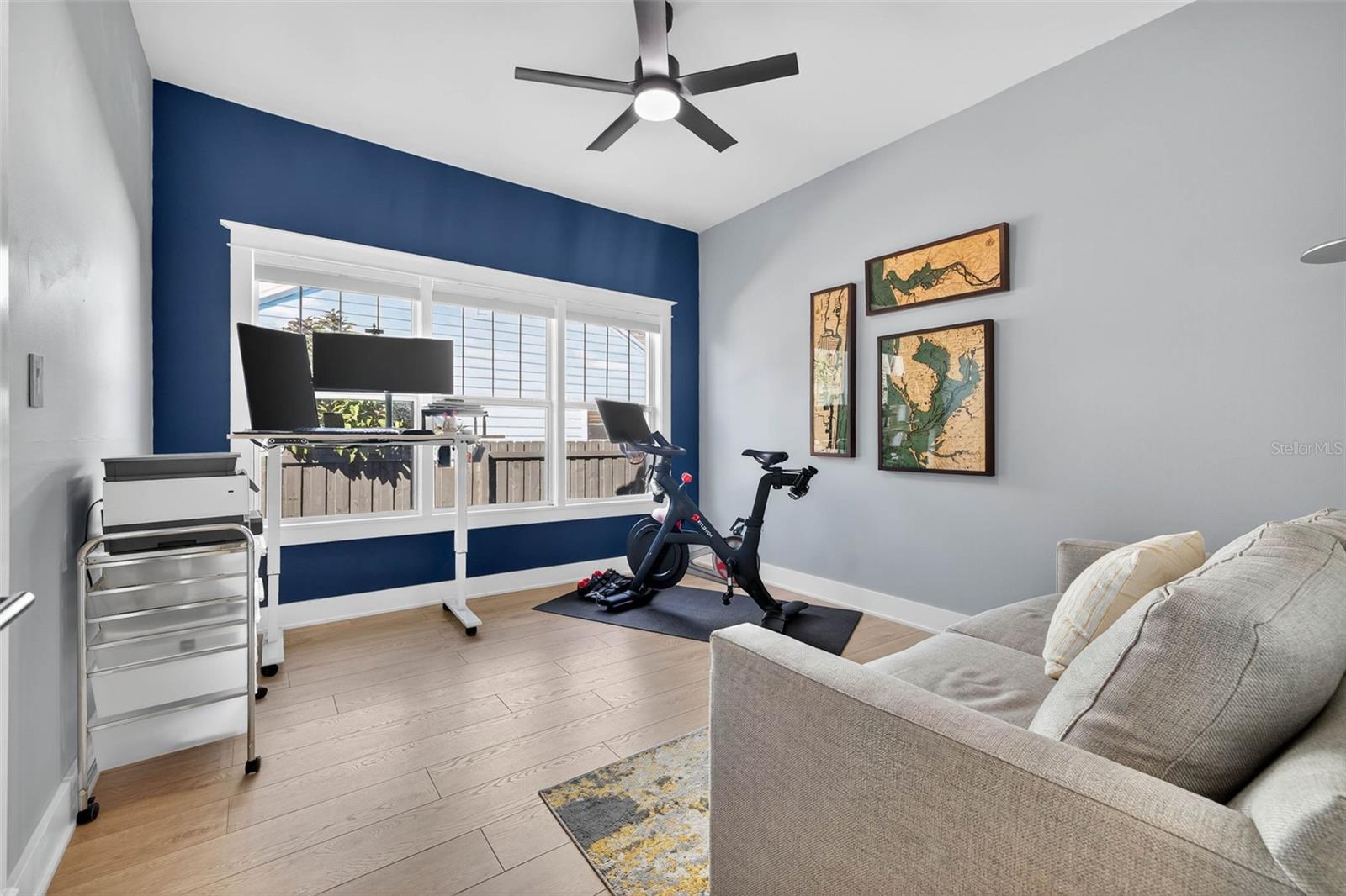 Image 32 of 73 For 2822 Burlington Avenue N