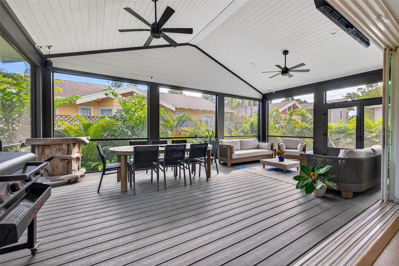 Image 48 of 73 For 2822 Burlington Avenue N