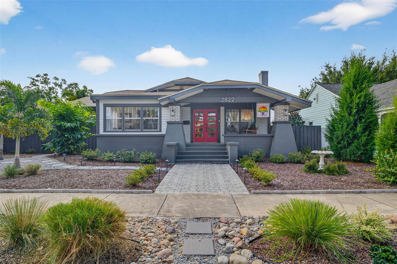 Image 5 of 73 For 2822 Burlington Avenue N