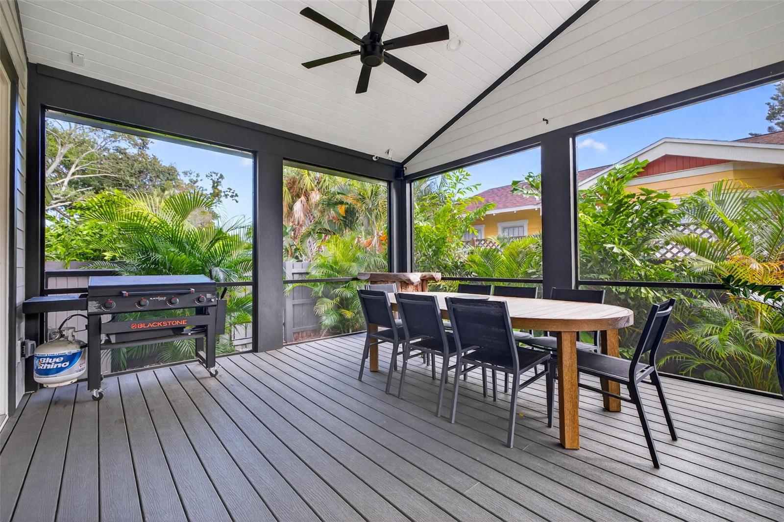 Image 50 of 73 For 2822 Burlington Avenue N