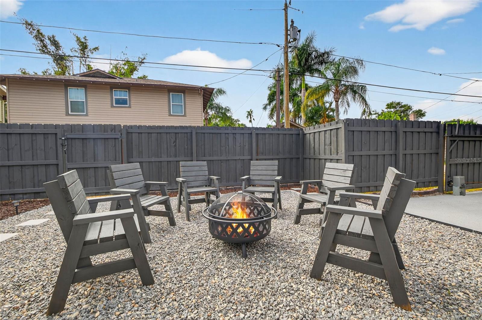 Image 57 of 73 For 2822 Burlington Avenue N