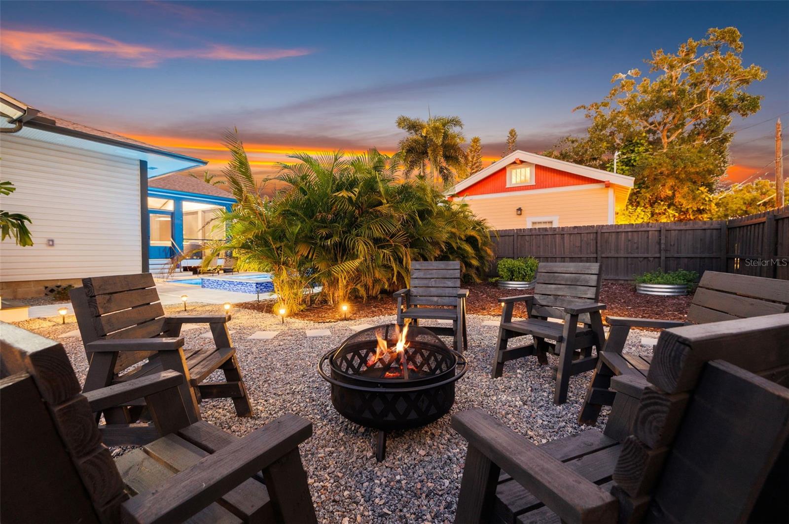 Image 65 of 73 For 2822 Burlington Avenue N