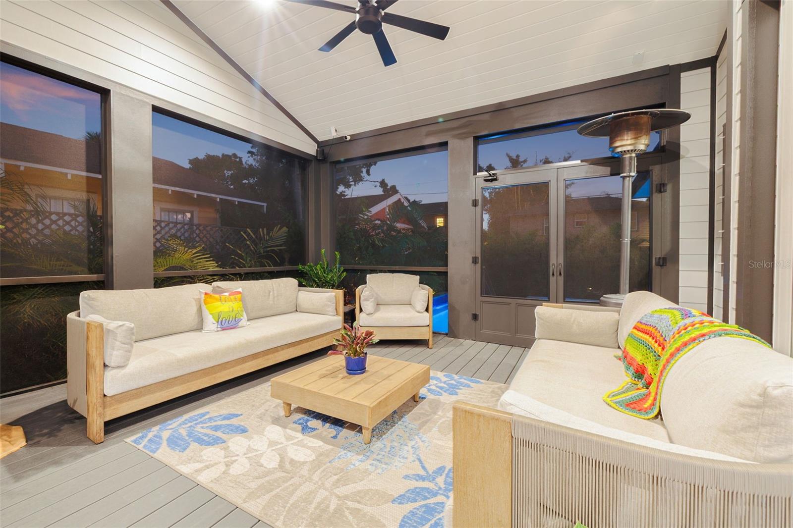 Image 70 of 73 For 2822 Burlington Avenue N