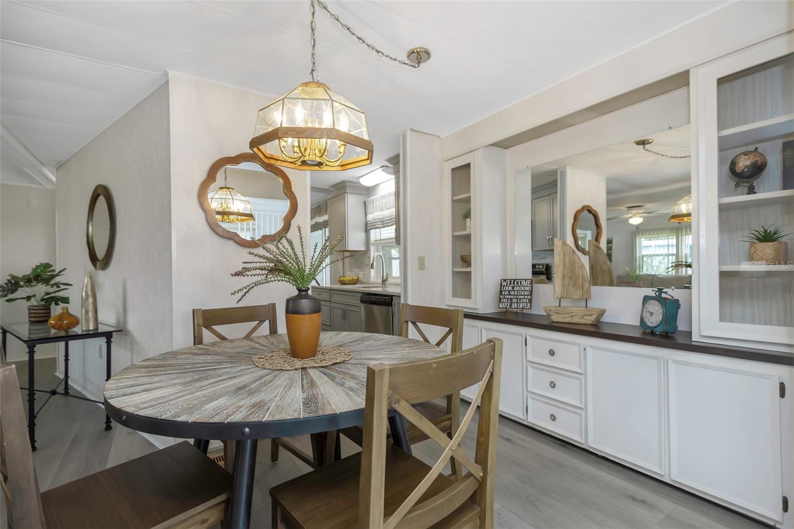 Image 15 of 64 For 198 Philadelphia Boulevard 11