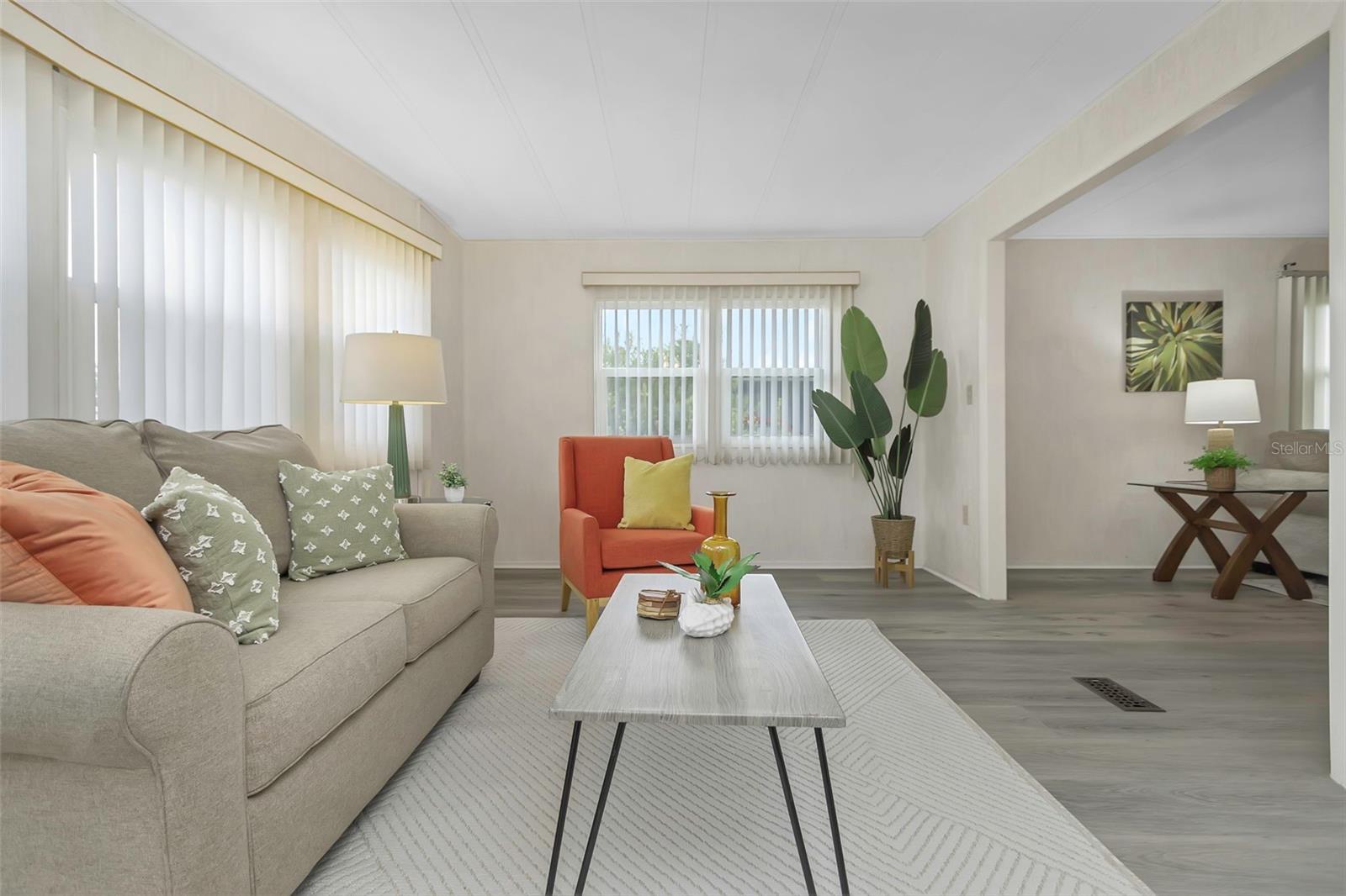 Image 24 of 64 For 198 Philadelphia Boulevard 11