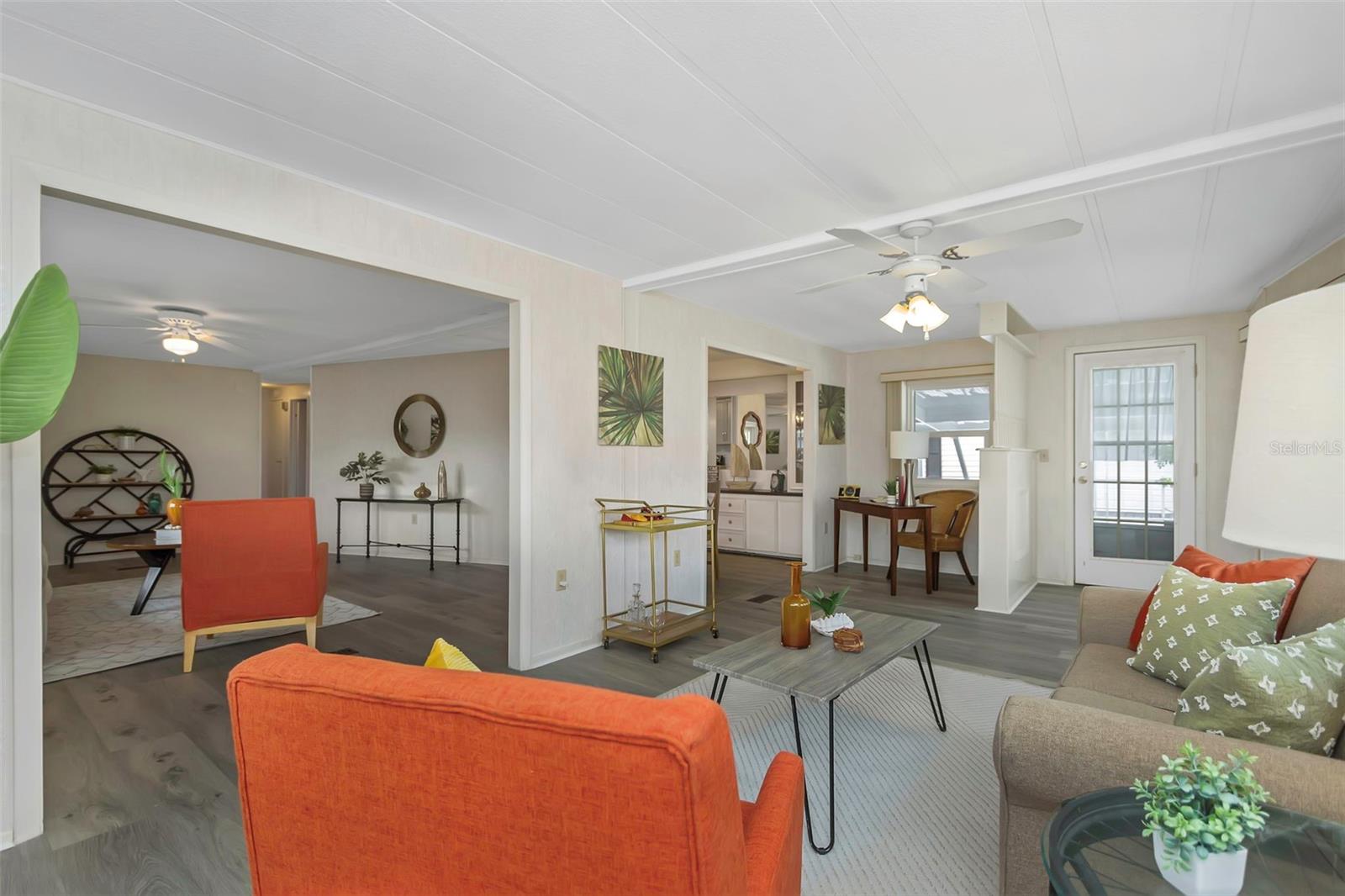 Image 25 of 64 For 198 Philadelphia Boulevard 11