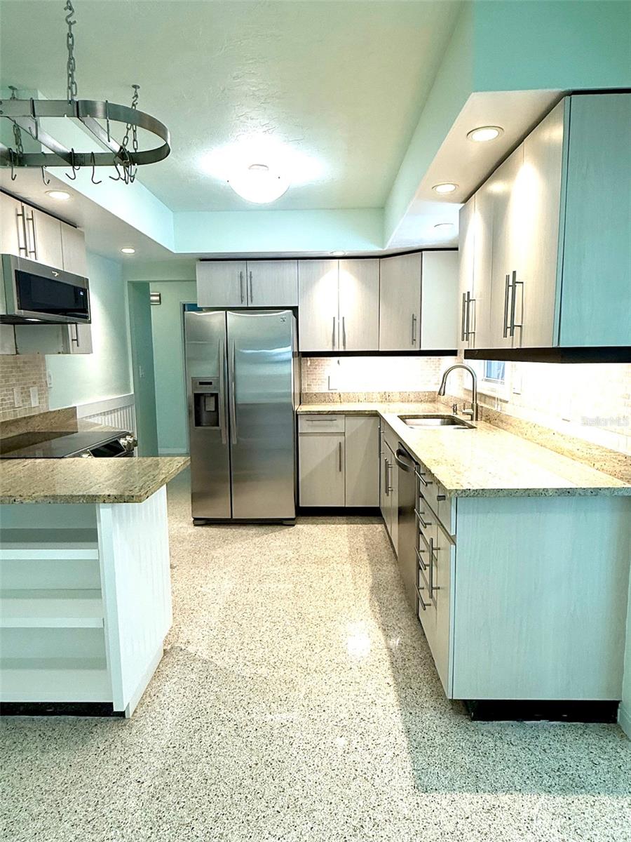 Image 18 of 27 For 5934 115th Lane