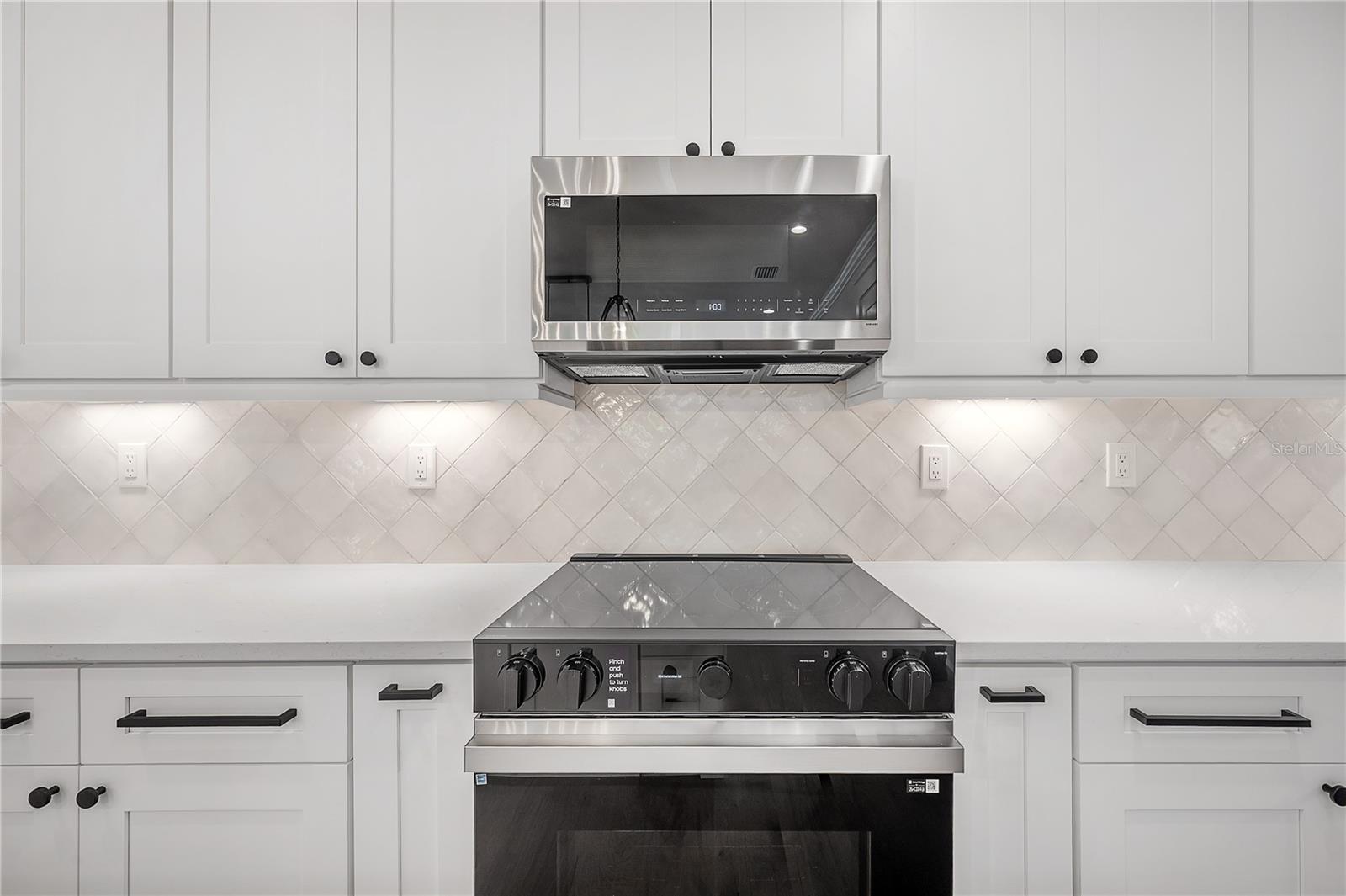 Image 17 of 50 For 802 Wilder Avenue