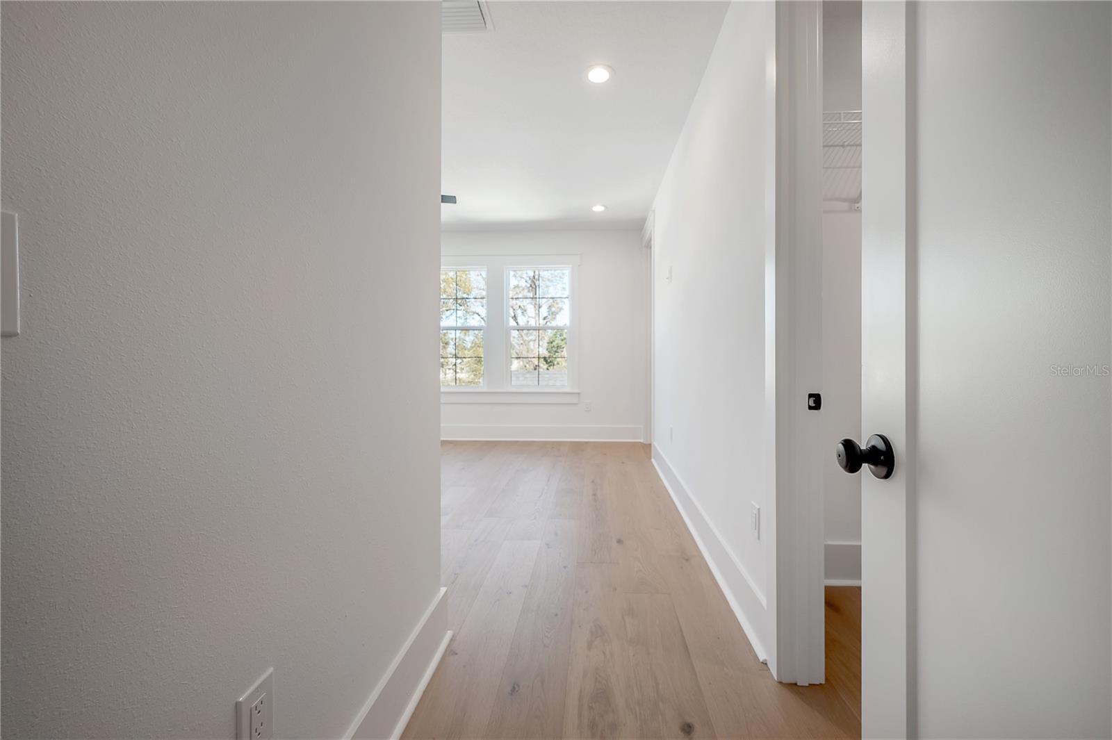 Image 25 of 50 For 802 Wilder Avenue