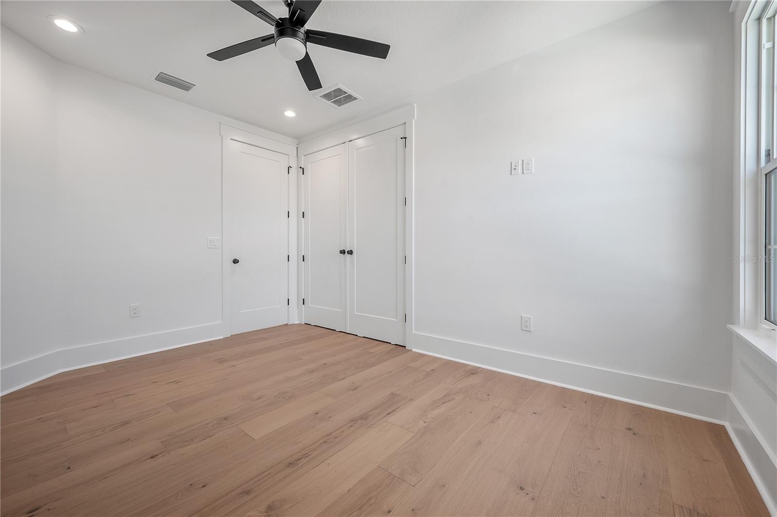 Image 34 of 50 For 802 Wilder Avenue