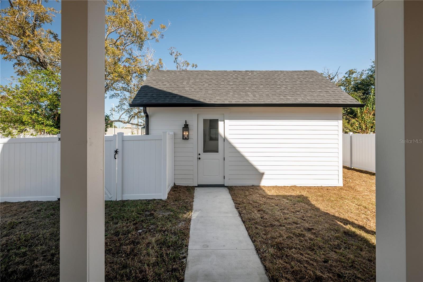 Image 42 of 50 For 802 Wilder Avenue