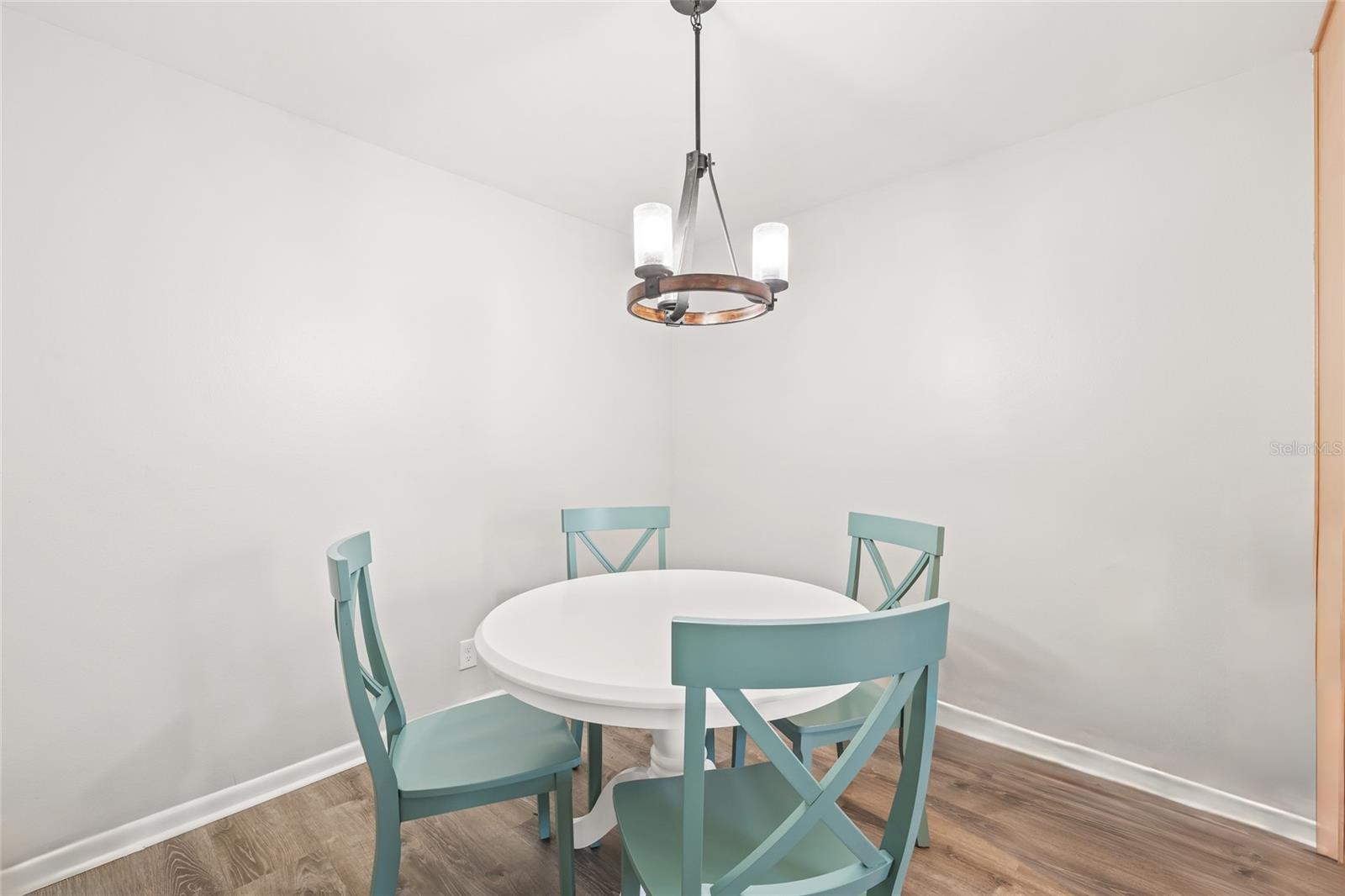 Image 11 of 27 For 3267 39th Street S B