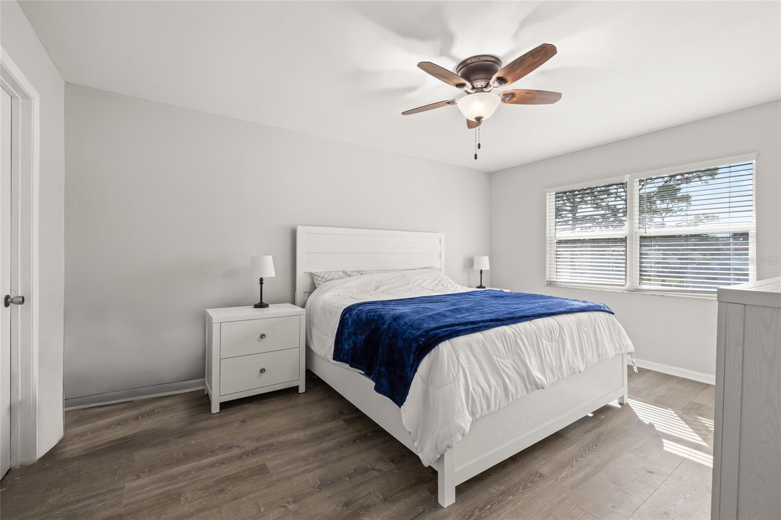 Image 15 of 27 For 3267 39th Street S B