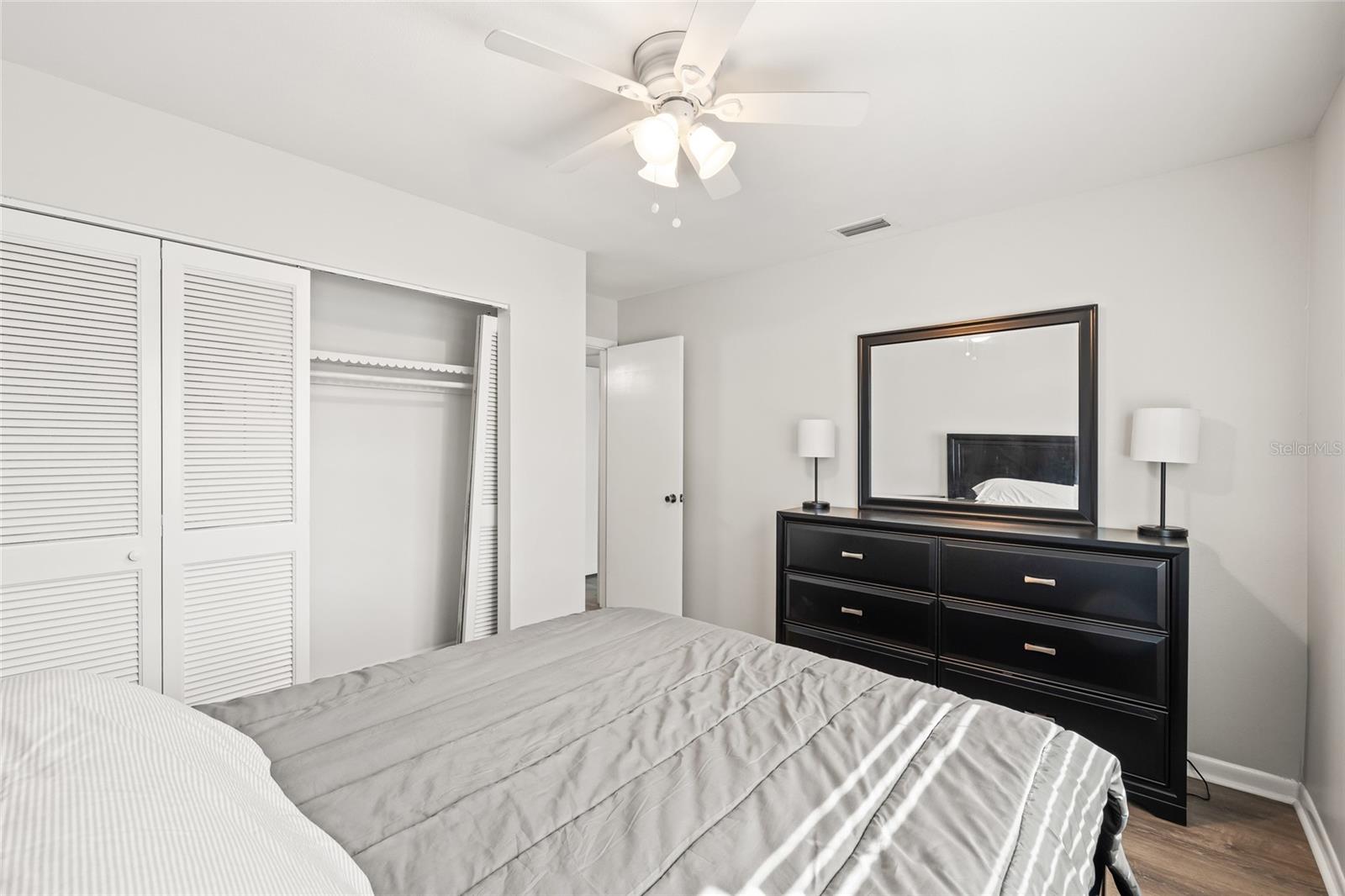 Image 17 of 27 For 3267 39th Street S B