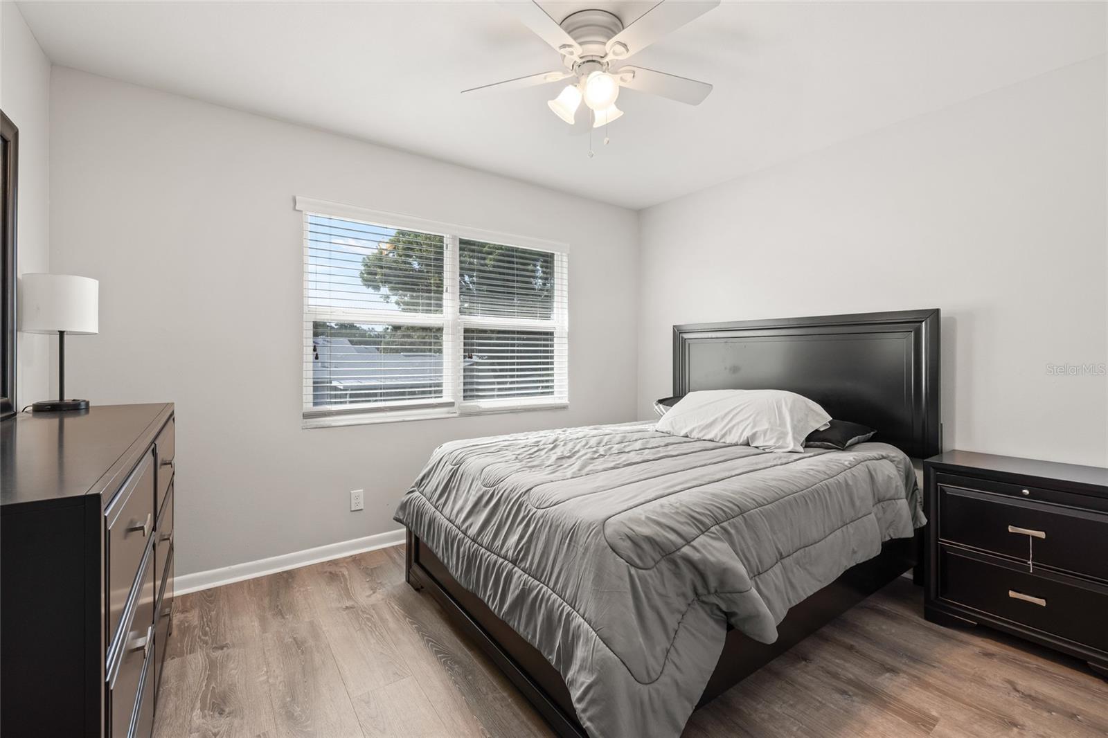 Image 18 of 27 For 3267 39th Street S B