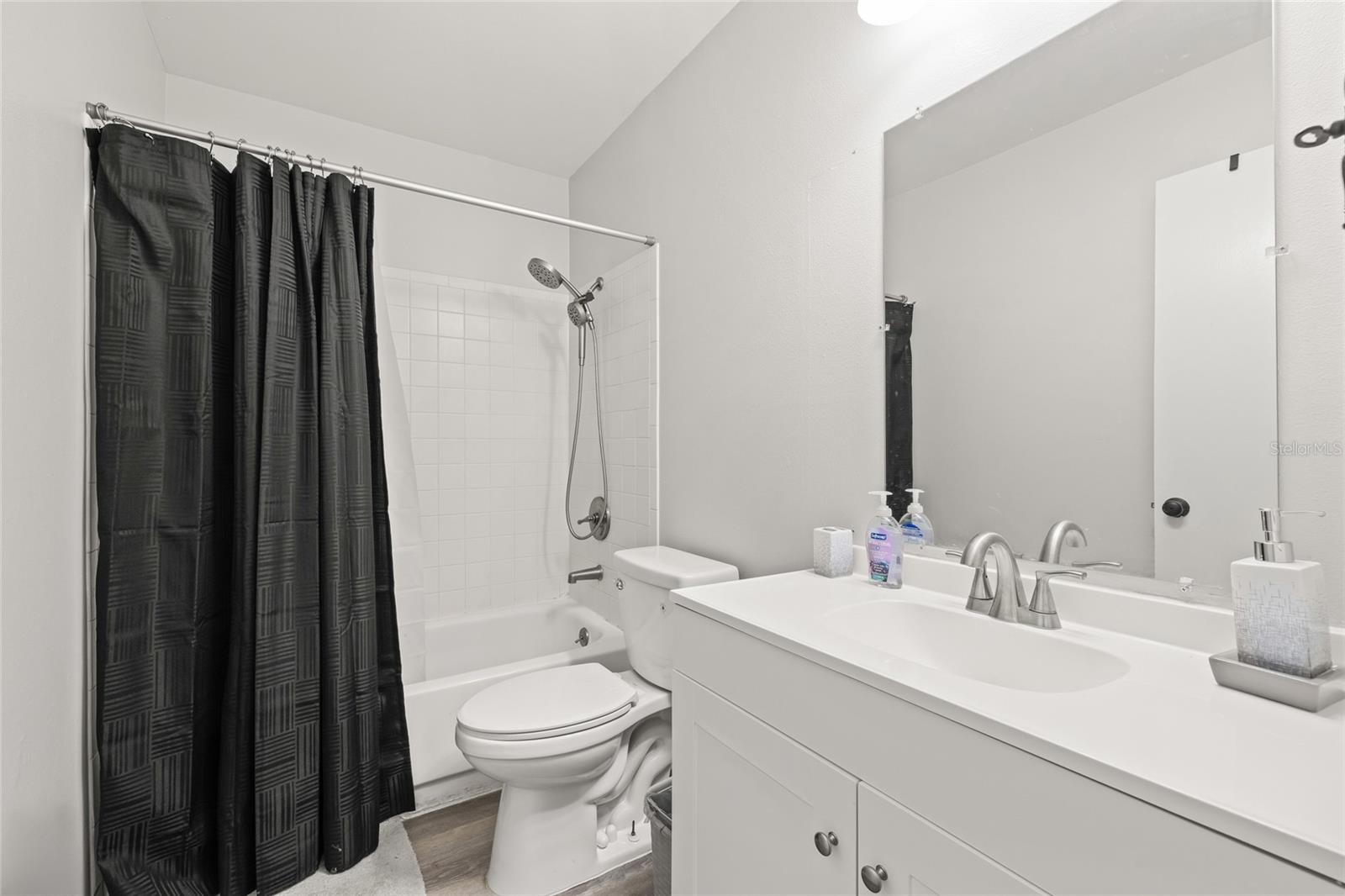 Image 19 of 27 For 3267 39th Street S B