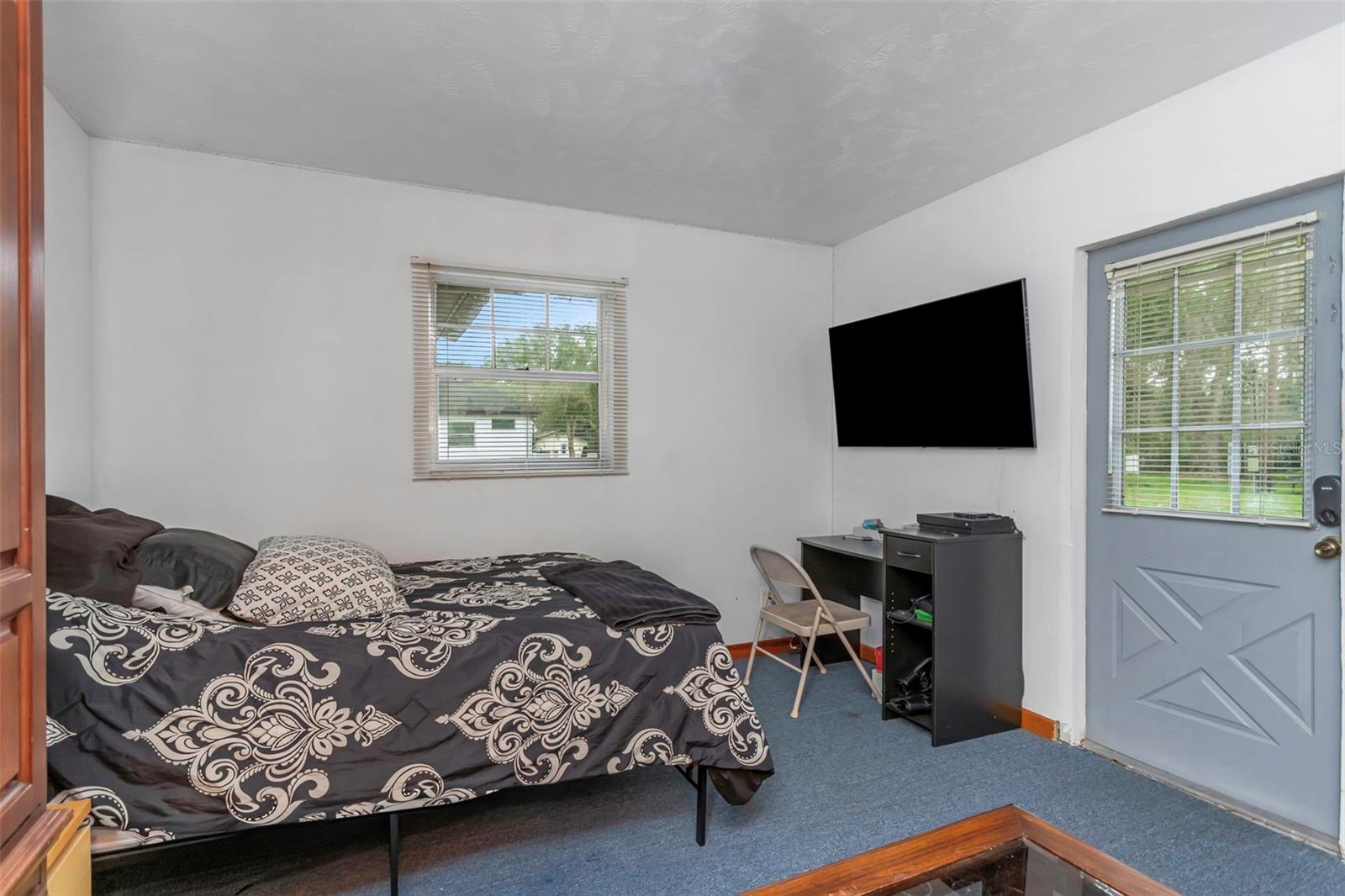 Image 29 of 80 For 17500 Marsh Road