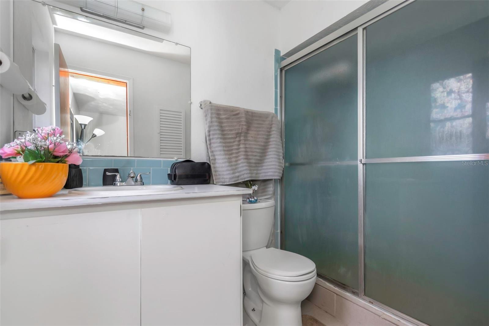 Image 31 of 80 For 17500 Marsh Road