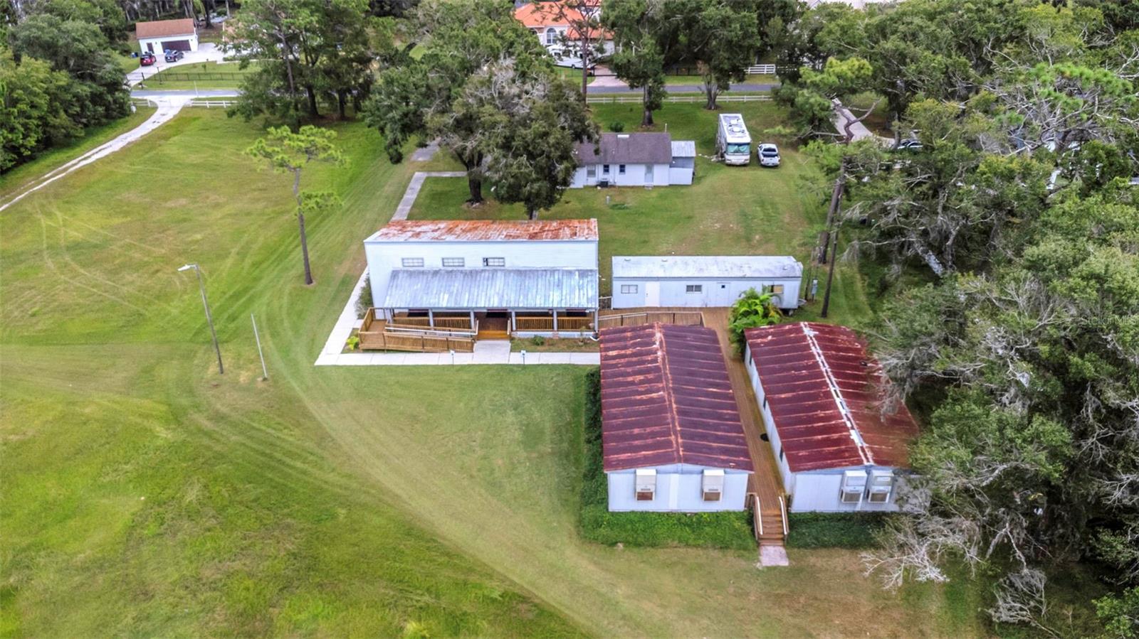 Image 4 of 80 For 17500 Marsh Road