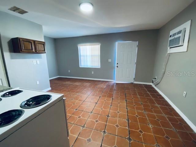 Image 5 of 13 For 9718 Nebraska Avenue 1